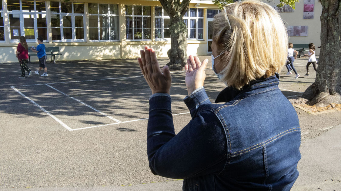 Les Agents Territoriaux Spécialisés des Ecoles Maternelles (ATSEM) interviennent dans les classes de maternelle afin d’assister le personnel enseignant dans des missions d’accueil, d’animation et d’hygiène des très jeunes enfants. 