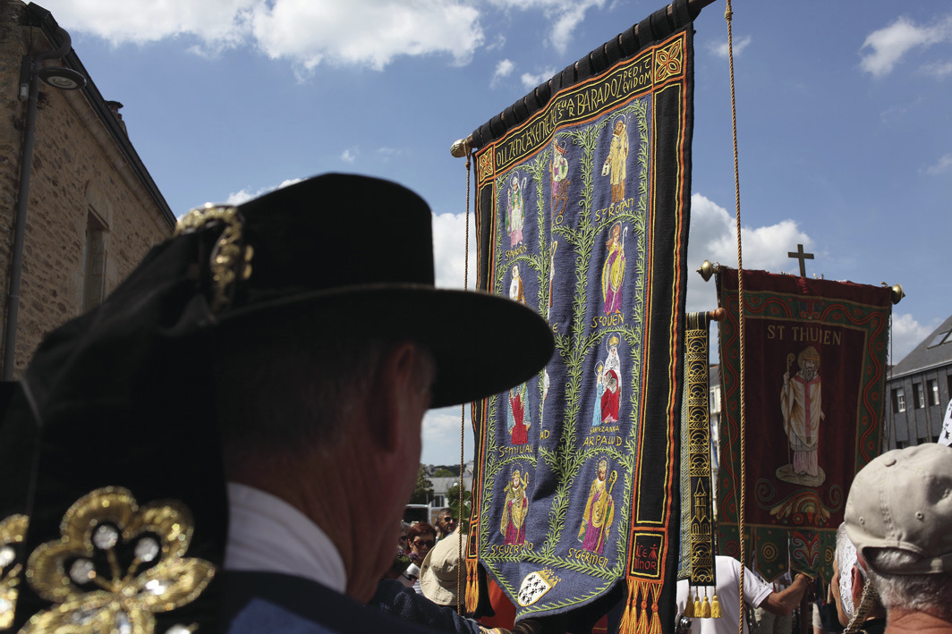 Arrivée des marcheurs du Tro-Breiz à Quimper 