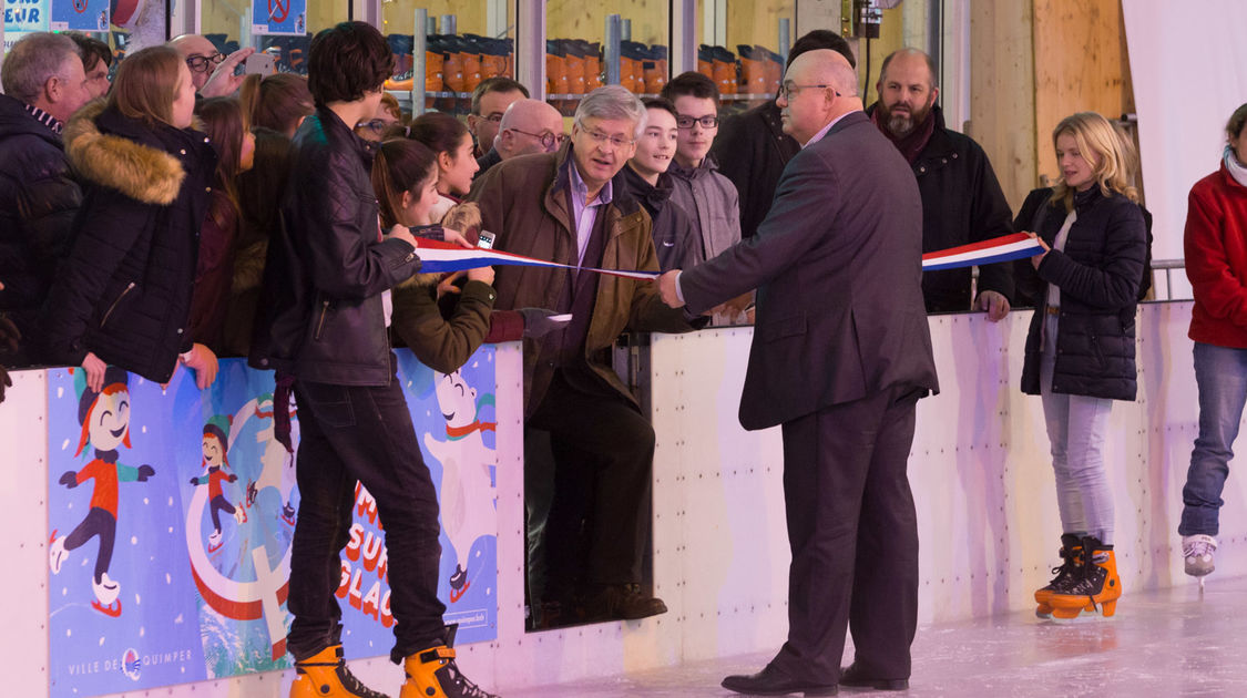Inauguration de la patinoire place Saint-Corentin le 9 décembre 2016 (1)