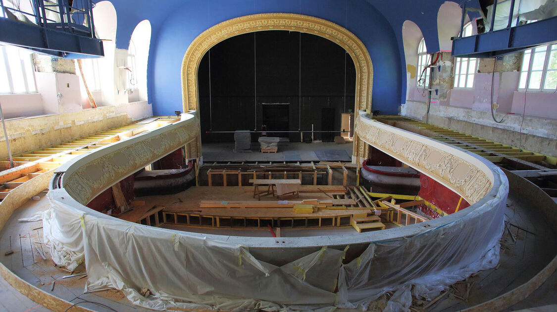 Travaux de restauration de théâtre Max-Jacob