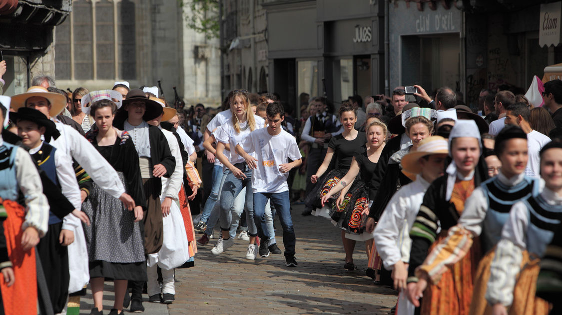 Kemmeskan - Le hip hop et la danse bretonne au diapason - 14 mai 2016 - Fête de la Bretagne (2)