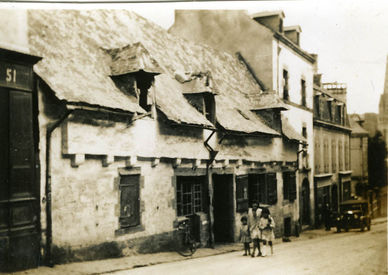 Ancienne auberge de la Croix verte rue Elie Fréron (TDR)