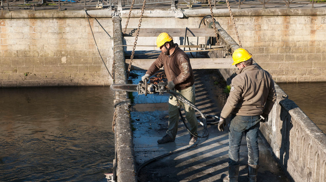 Remplacement de la passerelle Phalange d Arvor (8)