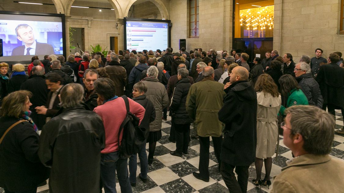 Premier tour des départementales 2015 - Soirée électorale en mairie centre (5)