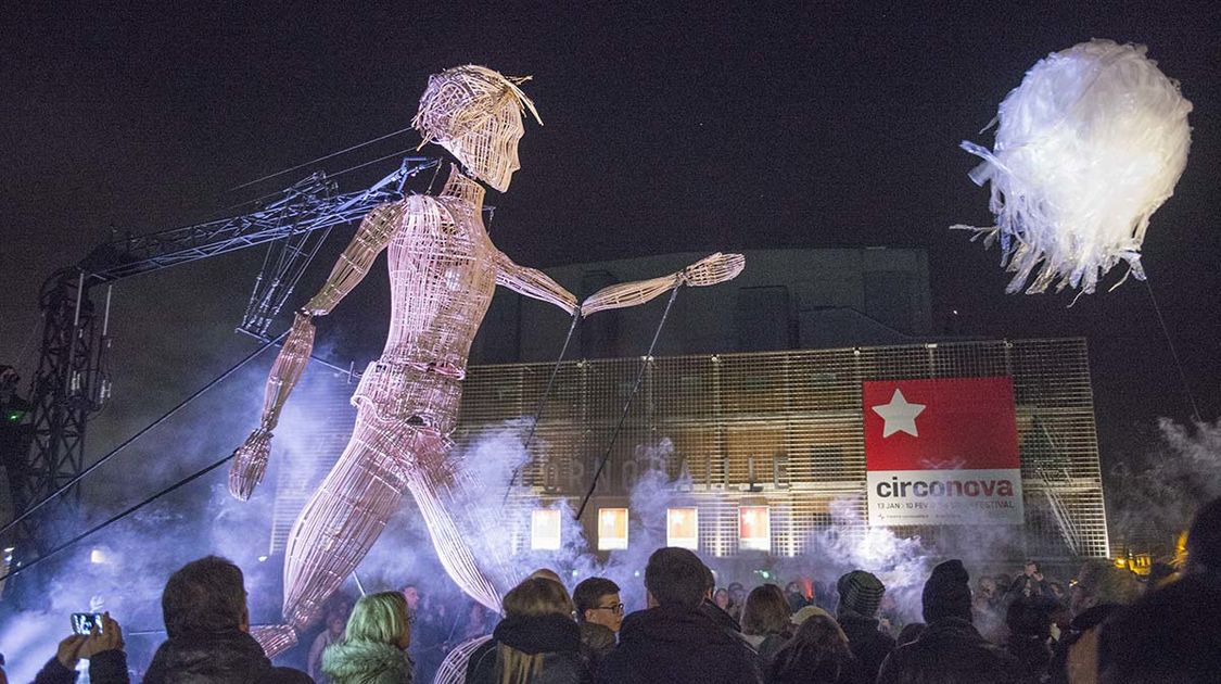 Via le géant de la compagnie de l Homme debout - Echappées de Noël 2016 (7)