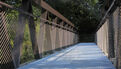 Pose de la nouvelle passerelle du Steir. 