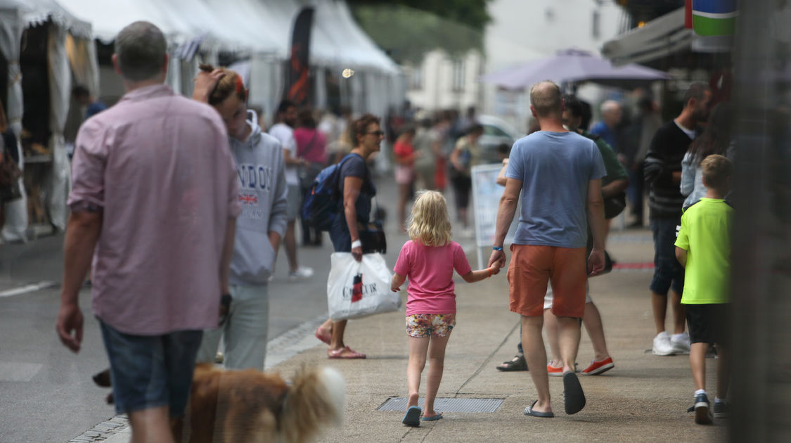 Petits et grands profitent du festival (16)