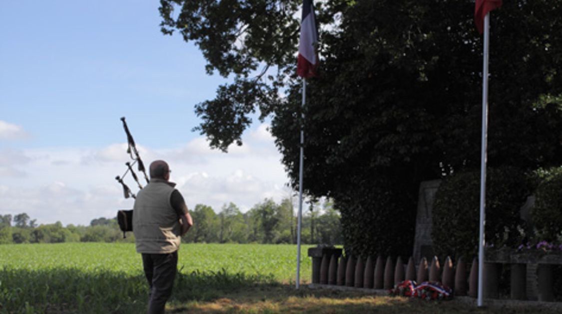 Commémoration du souvenir des résistants morts aux fermes du Guellen, Penhoat et Kergrenn (8)