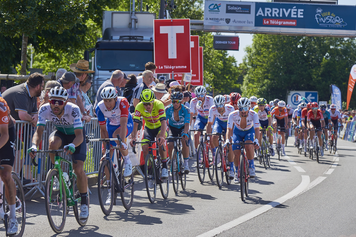 36e Tour du Finistère : victoire de Julien Simon