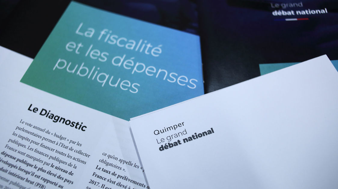 Première réunion dans le cadre du Grand débat - Fiscalité et dépenses publiques - Vendredi 1er février 2019 (1)