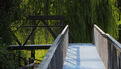 Pose de la nouvelle passerelle du Steir. 