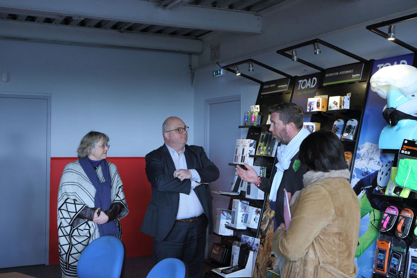 Visite des élus au Corniguel : halte à l’entreprise TOAD