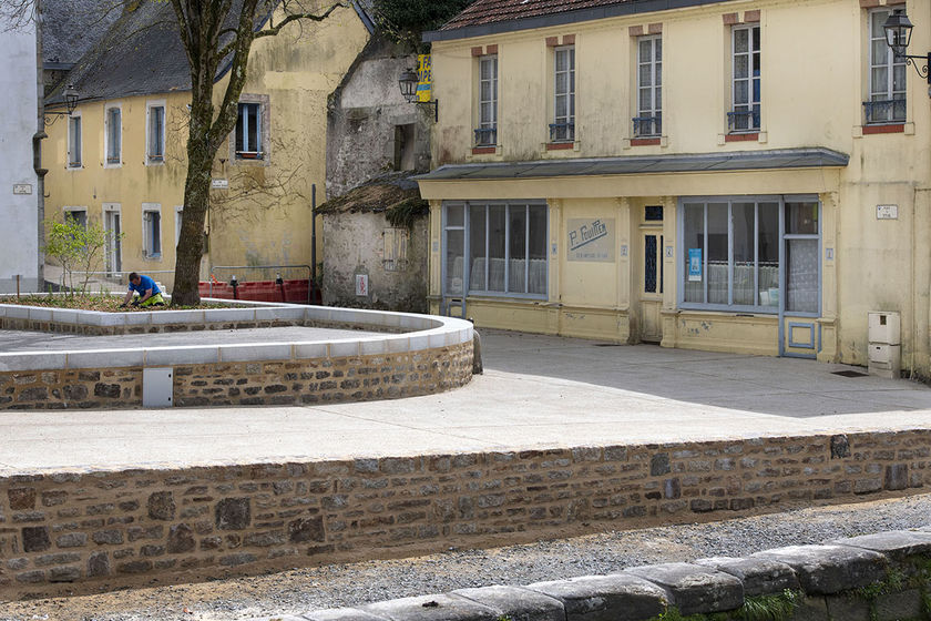 Quartier Locmaria – La place du Stivel continue sa transformation ! 