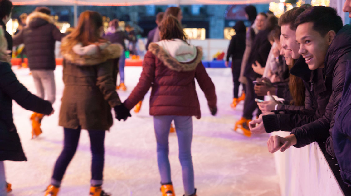 Inauguration de la patinoire place Saint-Corentin le 9 décembre 2016 (2)